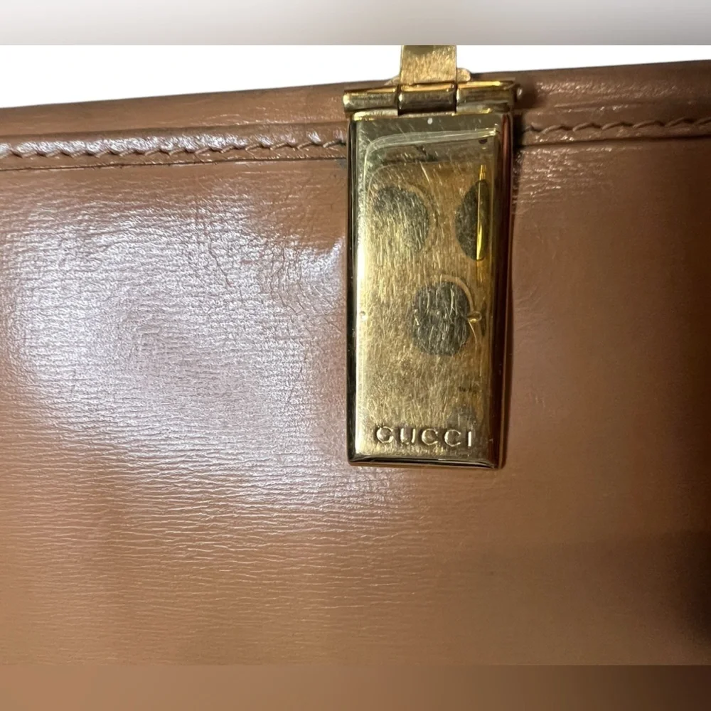 Gucci Vintage Horse Bit Long Wallet Tan Italian Leather Brass Hardware Neutral - Picture 15 of 16